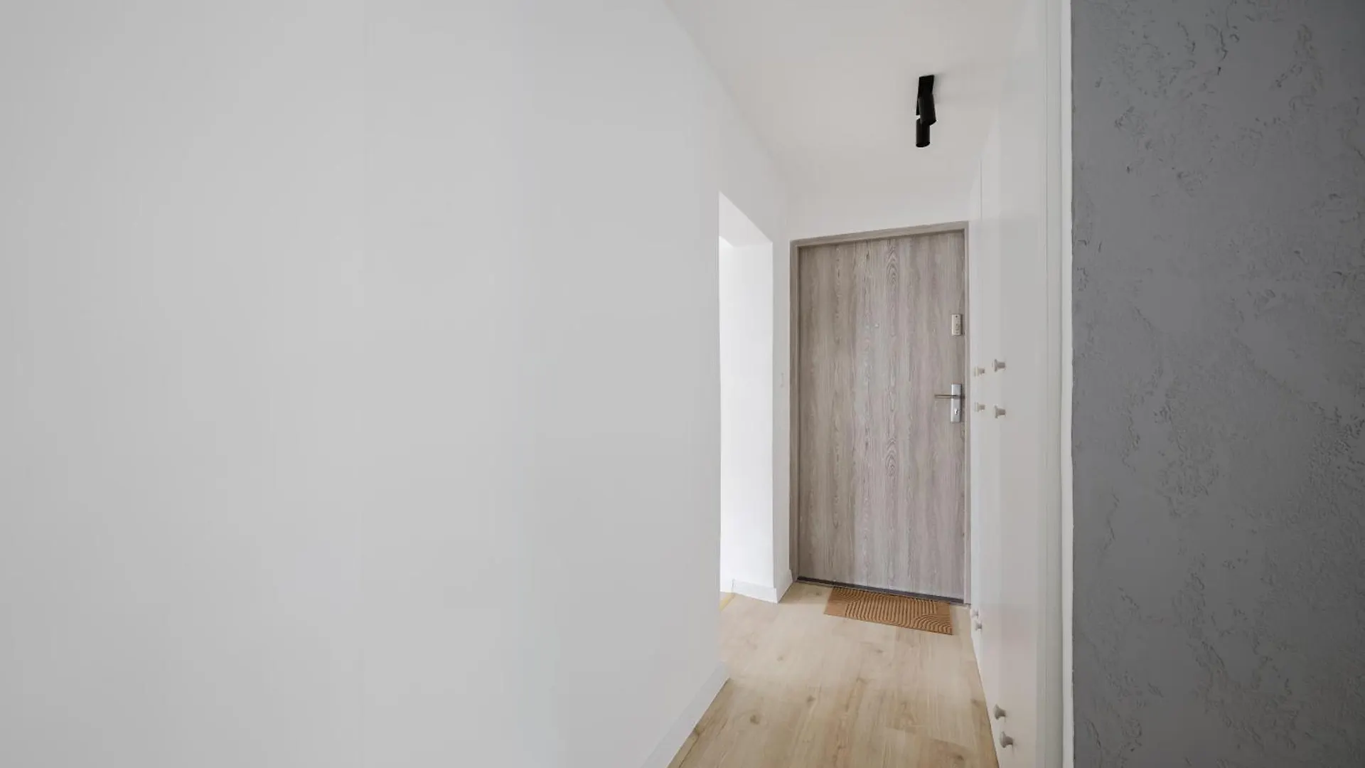 Grunwald Raszynska Bright Apartment By Bookinghost Poznań